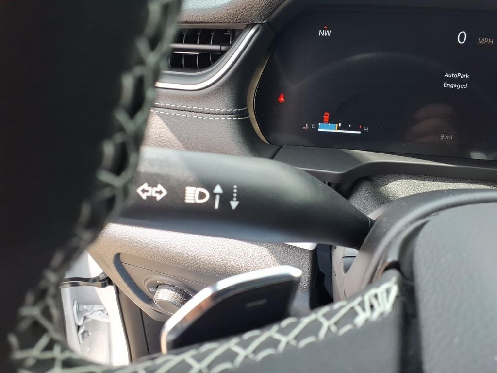 2026 Jeep Grand Cherokee GRAND CHEROKEE LAREDO 4X4