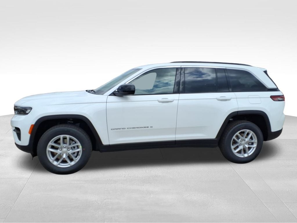 2026 Jeep Grand Cherokee GRAND CHEROKEE LAREDO 4X4