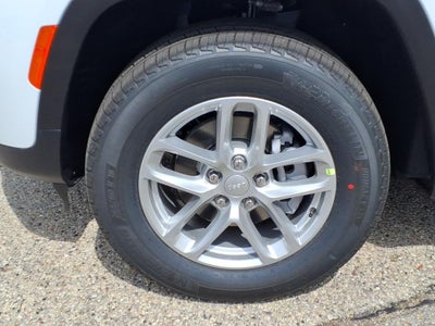 2026 Jeep Grand Cherokee GRAND CHEROKEE LAREDO 4X4