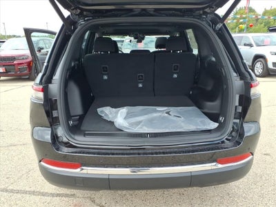 2025 Jeep Grand Cherokee GRAND CHEROKEE LAREDO X 4X4