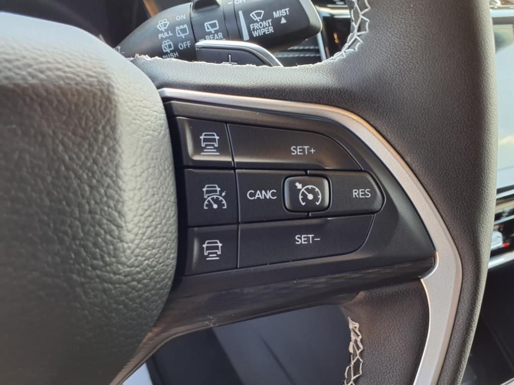 2025 Jeep Grand Cherokee GRAND CHEROKEE L LAREDO 4X4