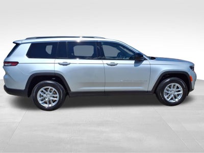 2025 Jeep Grand Cherokee GRAND CHEROKEE L LAREDO 4X4