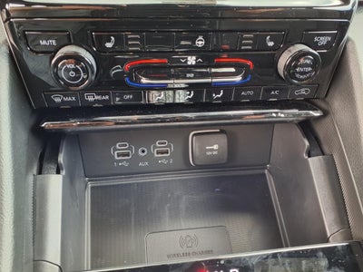 2025 Jeep Grand Cherokee GRAND CHEROKEE L LAREDO 4X4