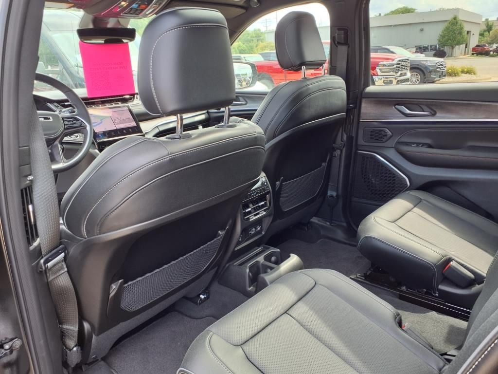 2025 Jeep Grand Cherokee GRAND CHEROKEE L OVERLAND 4X4