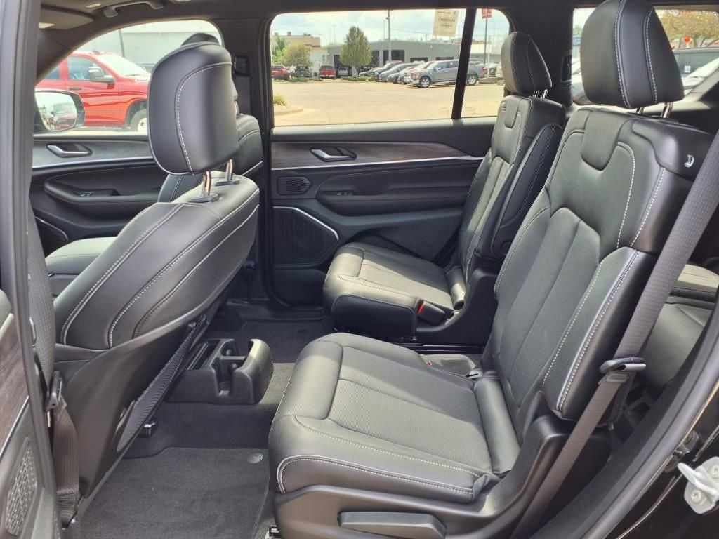 2025 Jeep Grand Cherokee GRAND CHEROKEE L OVERLAND 4X4