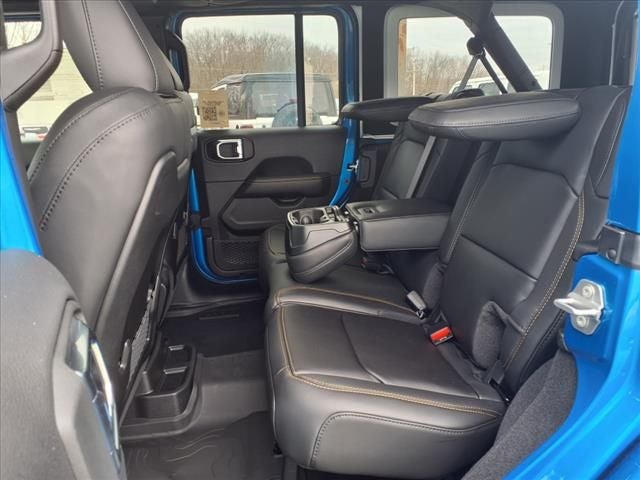 2025 Jeep Wrangler WRANGLER 4-DOOR RUBICON 392