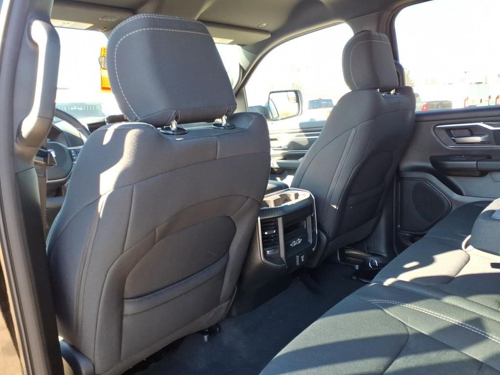 2025 RAM Ram 1500 RAM 1500 BIG HORN CREW CAB 4X4 5'7' BOX