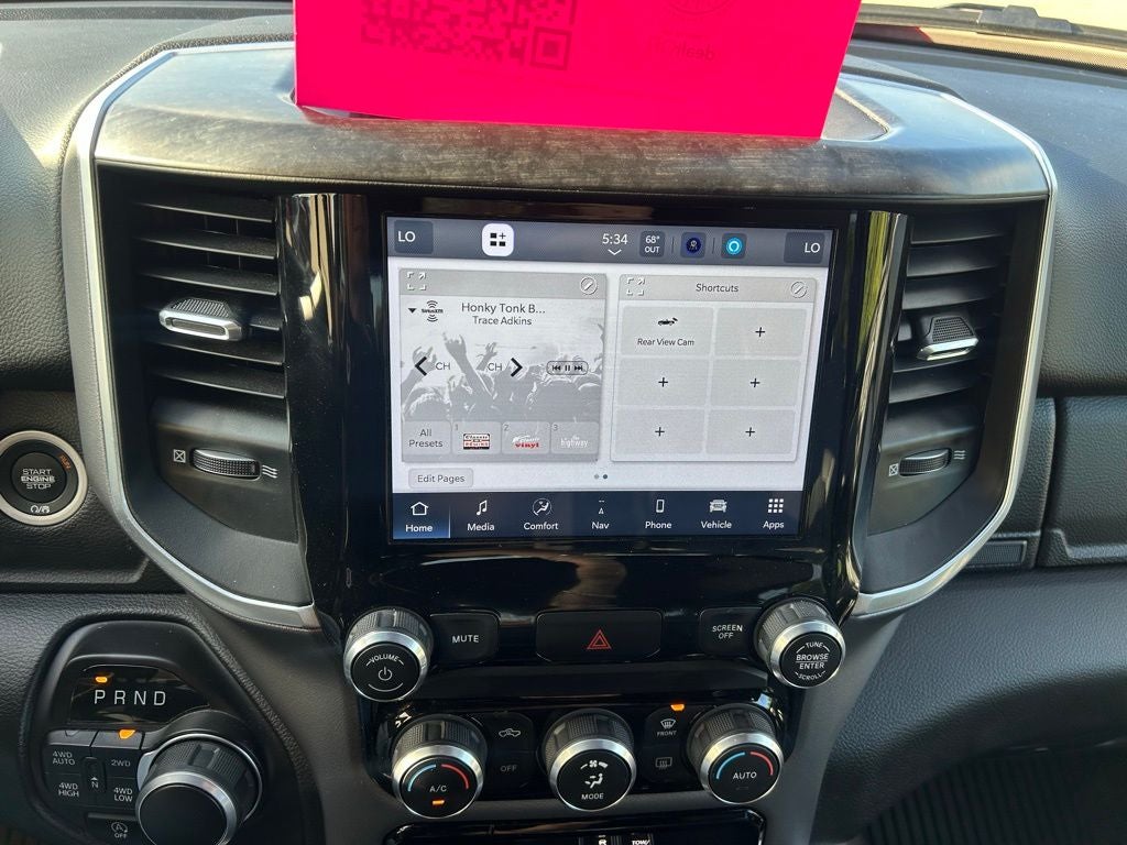 2022 RAM 1500 Big Horn Crew Cab 4x4 5'7' Box