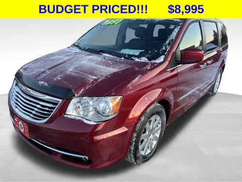 2016 Chrysler Town & Country Touring