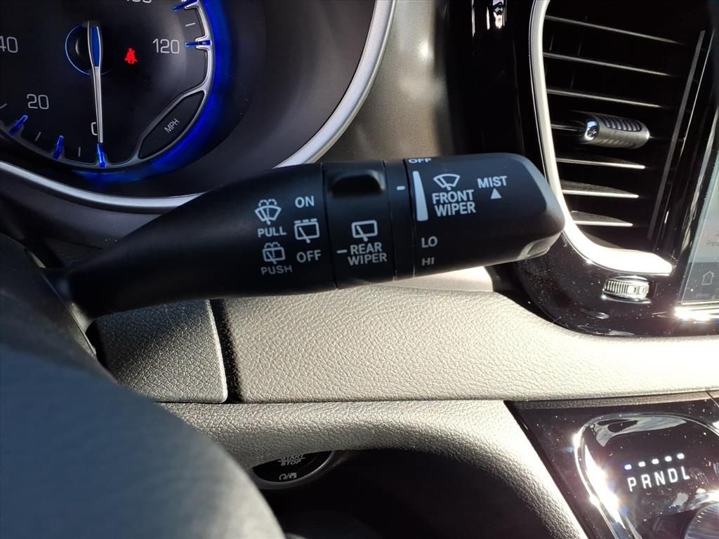 2026 Chrysler Voyager VOYAGER LX