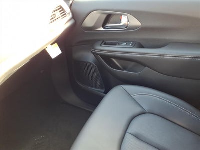 2026 Chrysler Voyager VOYAGER LX