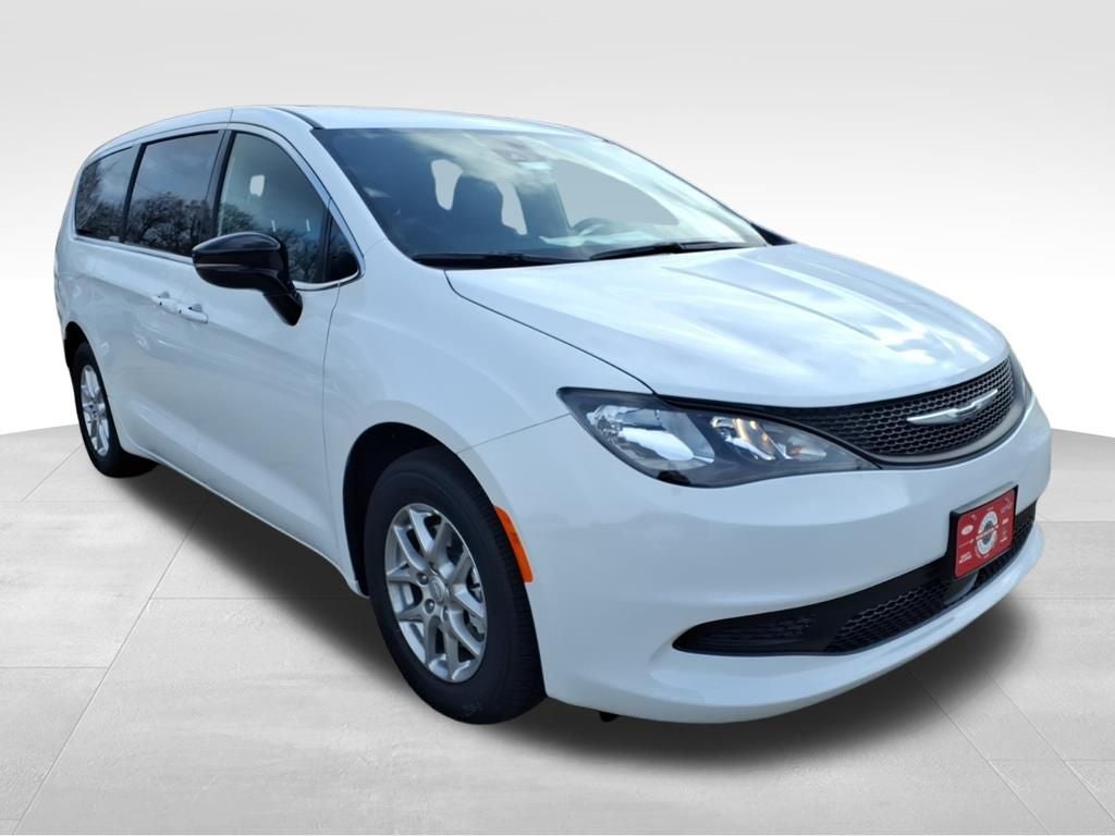 2026 Chrysler Voyager VOYAGER LX