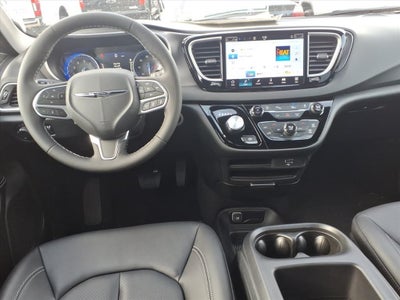 2026 Chrysler Voyager VOYAGER LX