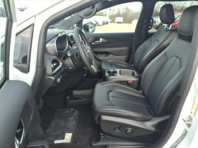 2026 Chrysler Voyager VOYAGER LX