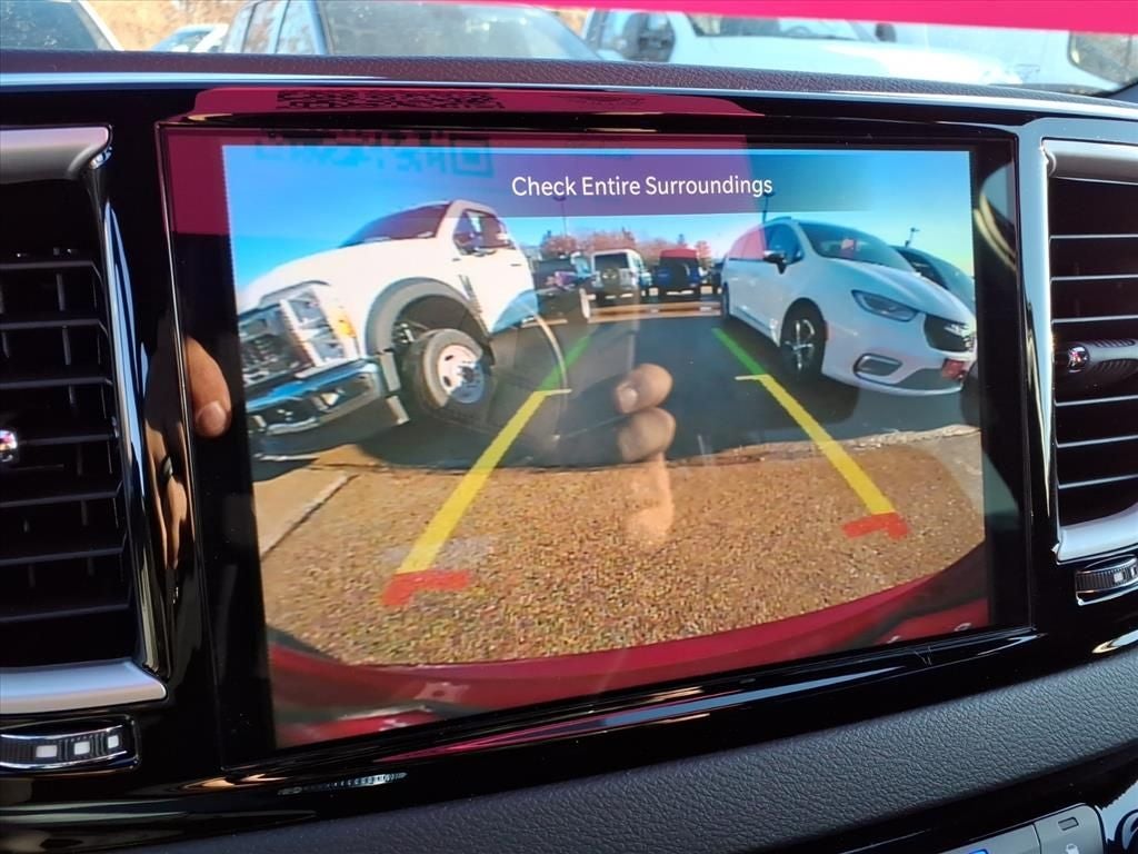 2026 Chrysler Voyager VOYAGER LX