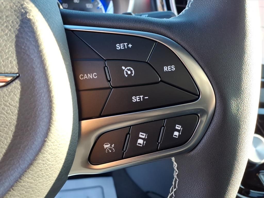 2026 Chrysler Voyager VOYAGER LX