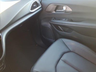 2026 Chrysler Voyager VOYAGER LX