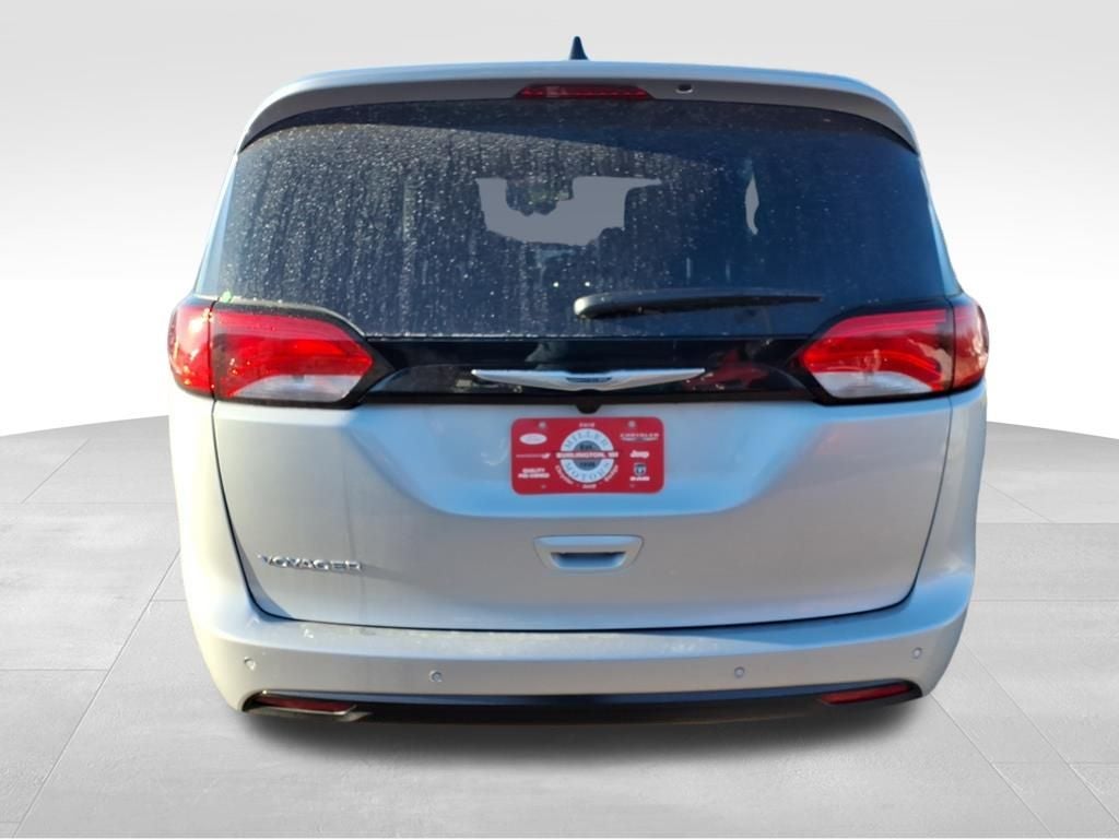 2026 Chrysler Voyager VOYAGER LX