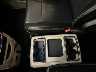 2016 Chrysler Town & Country Touring-L Anniversary Edition