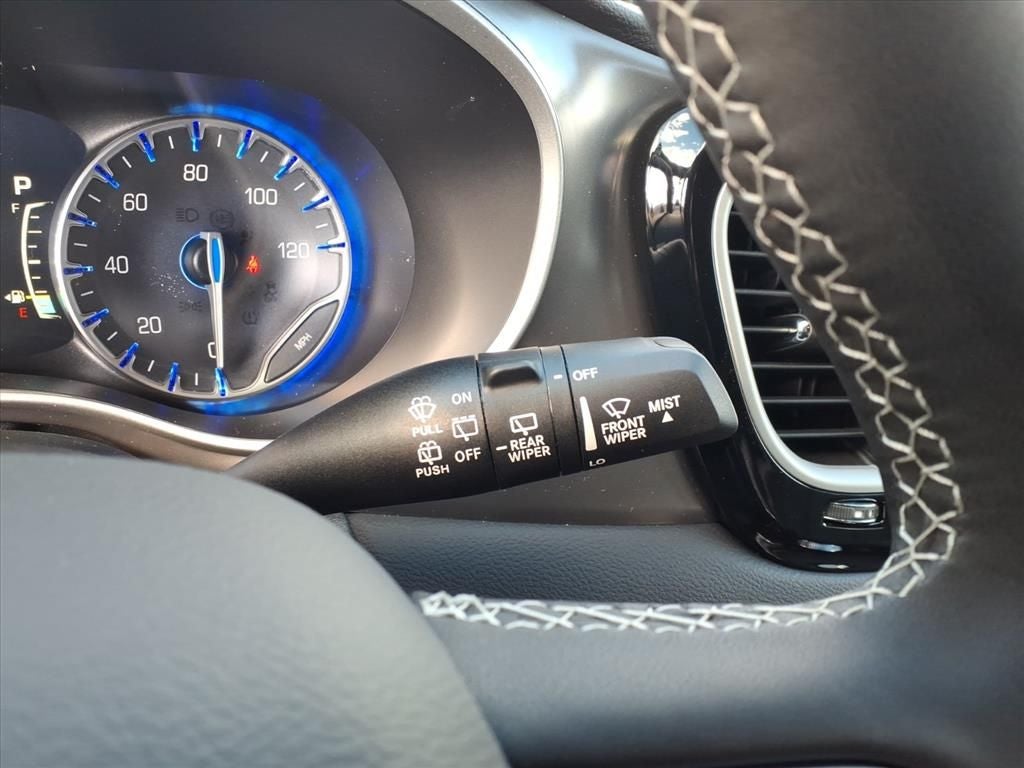 2026 Chrysler Voyager VOYAGER LX