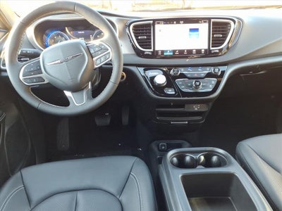 2026 Chrysler Voyager VOYAGER LX