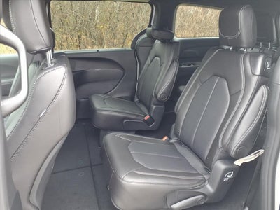 2026 Chrysler Voyager VOYAGER LX