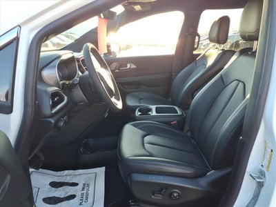 2026 Chrysler Voyager VOYAGER LX