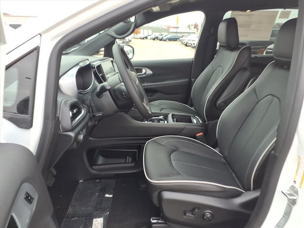 2026 Chrysler Pacifica PACIFICA LIMITED