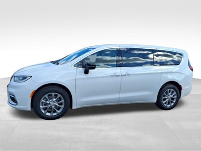 2026 Chrysler Pacifica PACIFICA SELECT AWD