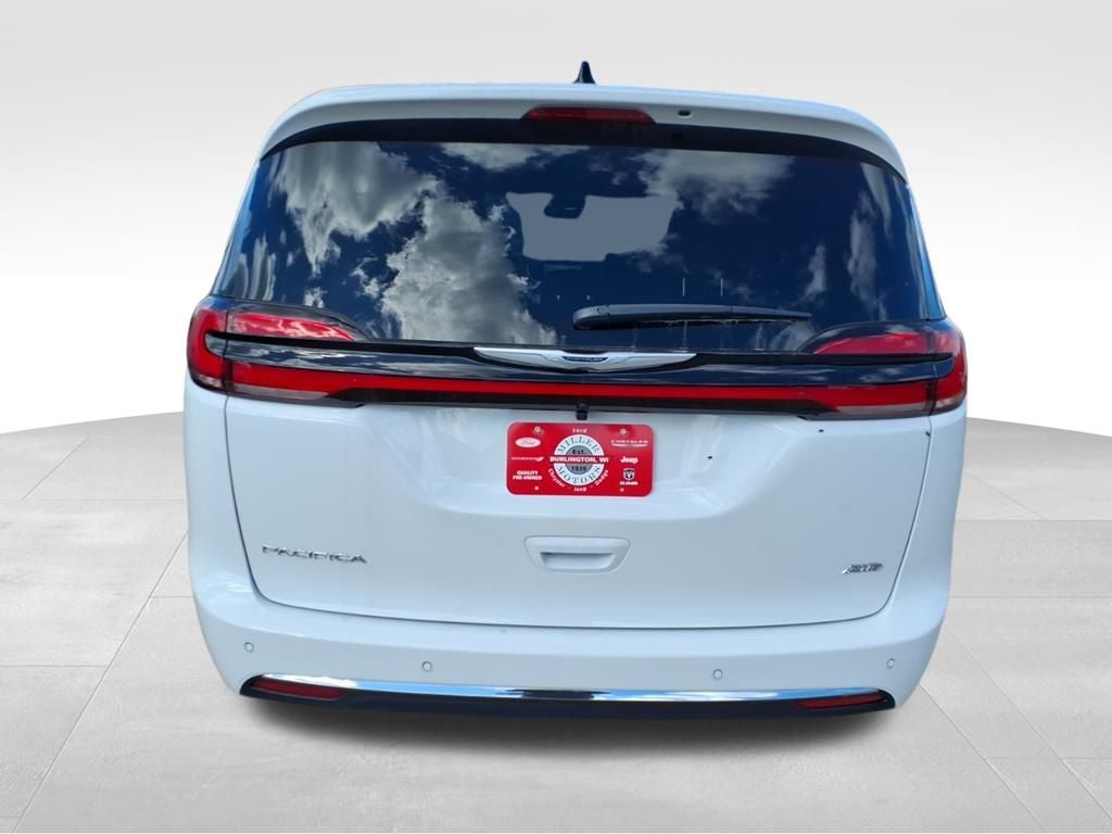 2026 Chrysler Pacifica PACIFICA SELECT AWD