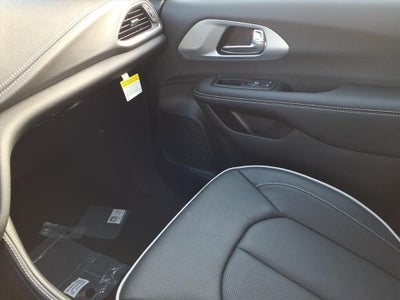 2026 Chrysler Pacifica PACIFICA LIMITED AWD