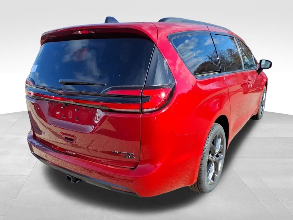 2026 Chrysler Pacifica PACIFICA LIMITED AWD