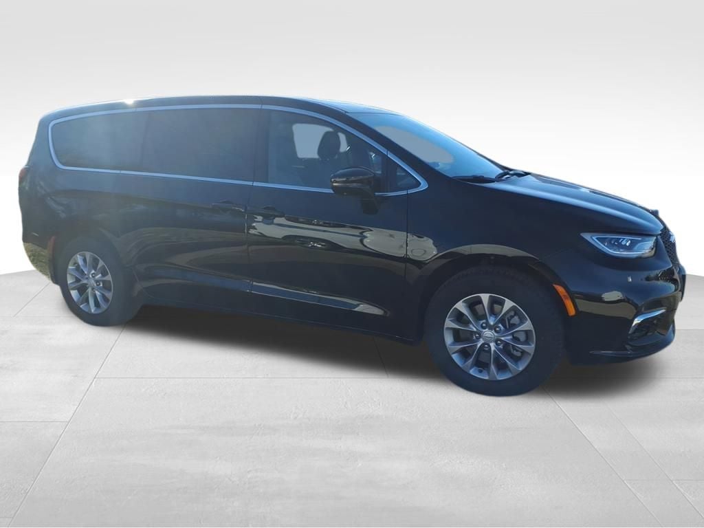 2026 Chrysler Pacifica PACIFICA LIMITED AWD