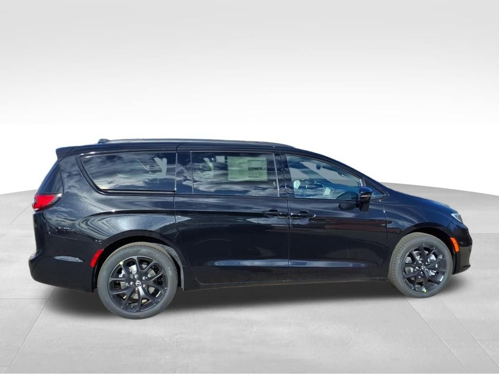 2026 Chrysler Pacifica PACIFICA LIMITED AWD