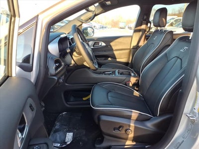 2026 Chrysler Pacifica PACIFICA LIMITED AWD