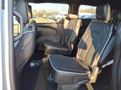 2026 Chrysler Pacifica PACIFICA LIMITED AWD