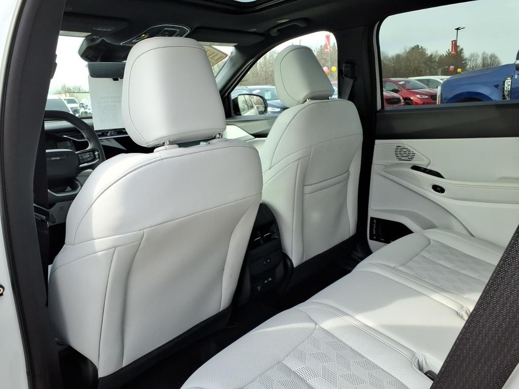 2026 Jeep Cherokee CHEROKEE OVERLAND 4X4