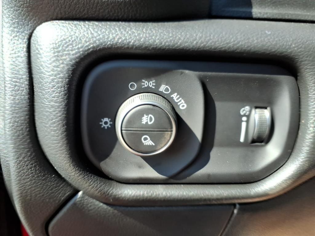 2026 RAM Ram 3500 RAM 3500 TRADESMAN CREW CAB 4X4 6'4' BOX