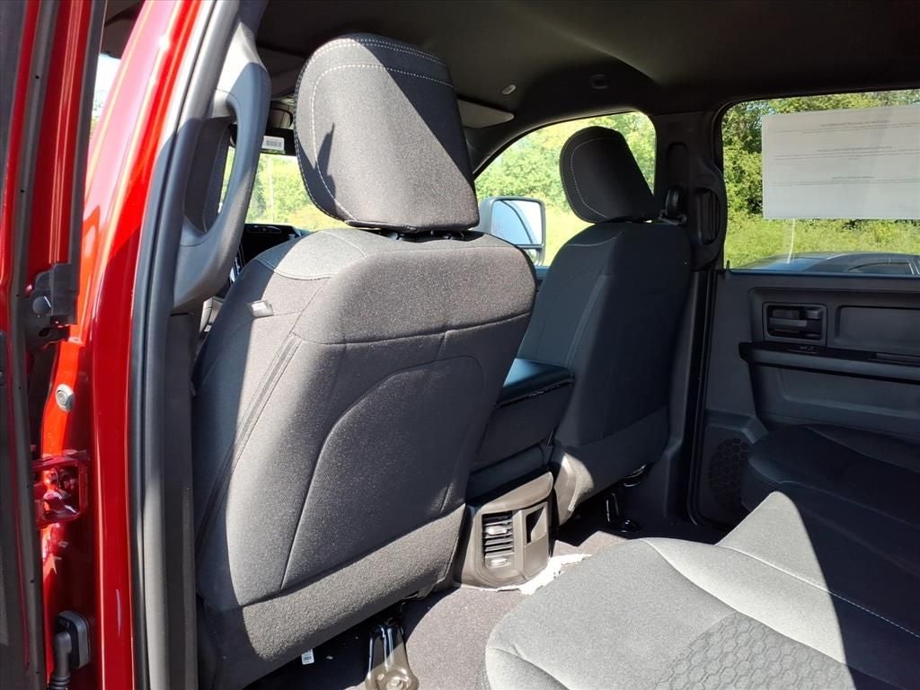 2026 RAM Ram 3500 RAM 3500 TRADESMAN CREW CAB 4X4 6'4' BOX