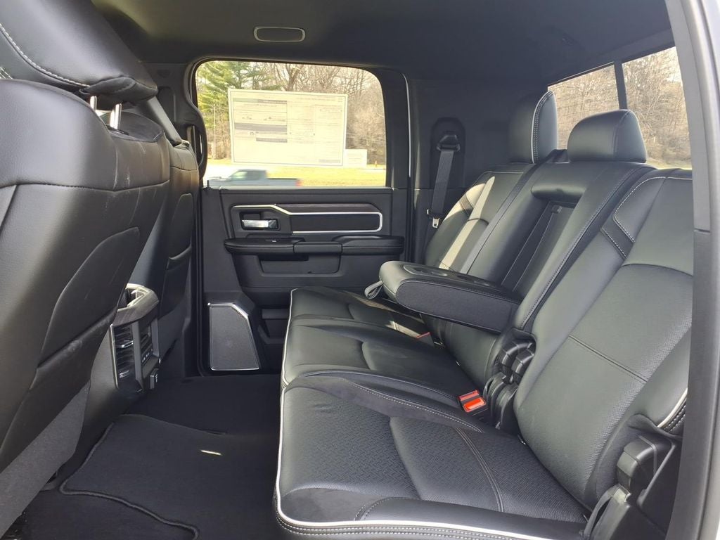 2026 RAM Ram 3500 RAM 3500 LARAMIE MEGA CAB 4X4 6'4' BOX