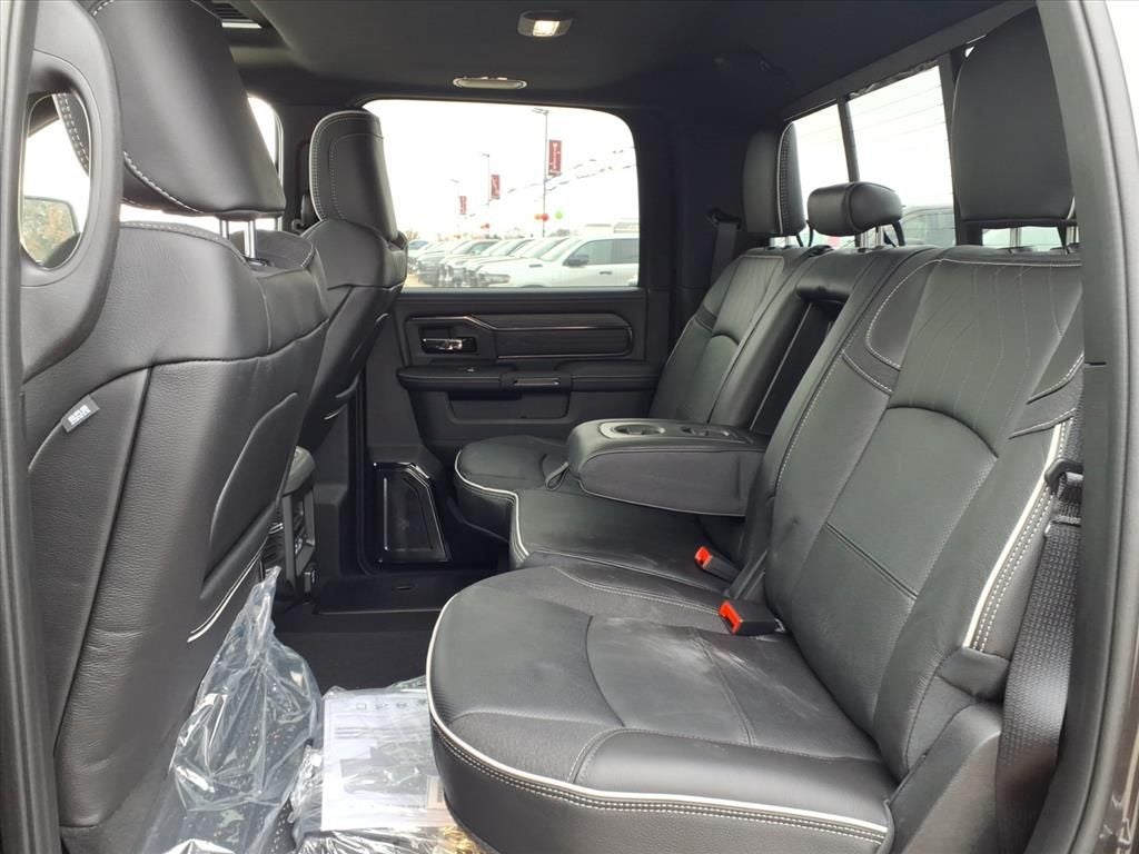 2026 RAM Ram 3500 RAM 3500 LIMITED CREW CAB 4X4 8' BOX