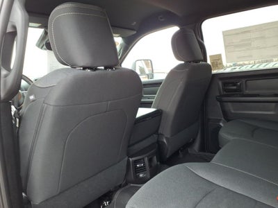 2026 RAM Ram 2500 RAM 2500 BLACK EXPRESS CREW CAB 4X4 6'4' BOX