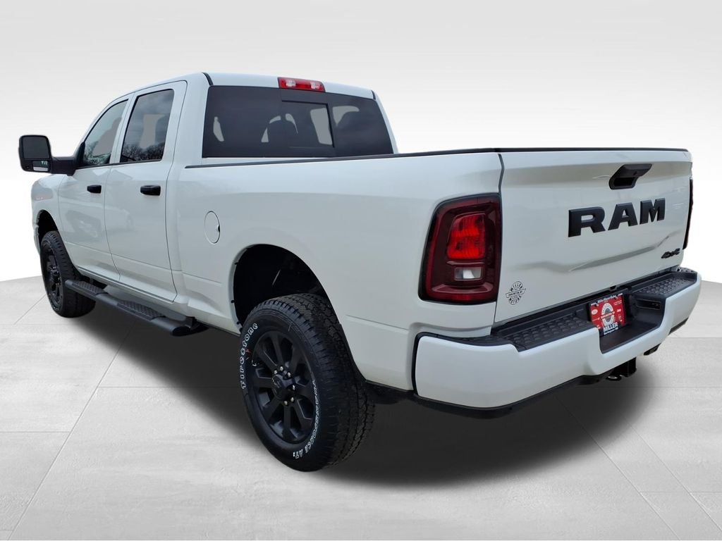 2026 RAM Ram 2500 RAM 2500 BLACK EXPRESS CREW CAB 4X4 6'4' BOX