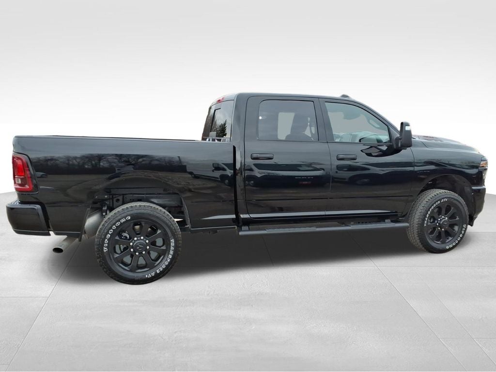 2026 RAM Ram 2500 RAM 2500 BLACK EXPRESS CREW CAB 4X4 6'4' BOX