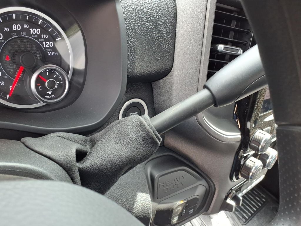 2026 RAM Ram 5500 Chassis Cab RAM 5500 TRADESMAN CHASSIS REGULAR CAB 4X4 84' CA