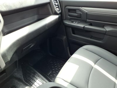 2026 RAM Ram 5500 Chassis Cab RAM 5500 TRADESMAN CHASSIS REGULAR CAB 4X4 84' CA