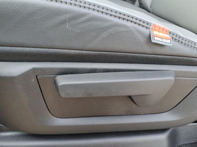 2026 RAM 5500 Chassis RAM 5500 TRADESMAN CHASSIS REGULAR CAB 4X4 84' CA