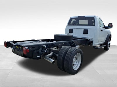 2026 RAM 5500 Chassis RAM 5500 TRADESMAN CHASSIS REGULAR CAB 4X4 84' CA