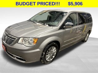 2016 Chrysler Town &amp; Country Touring-L