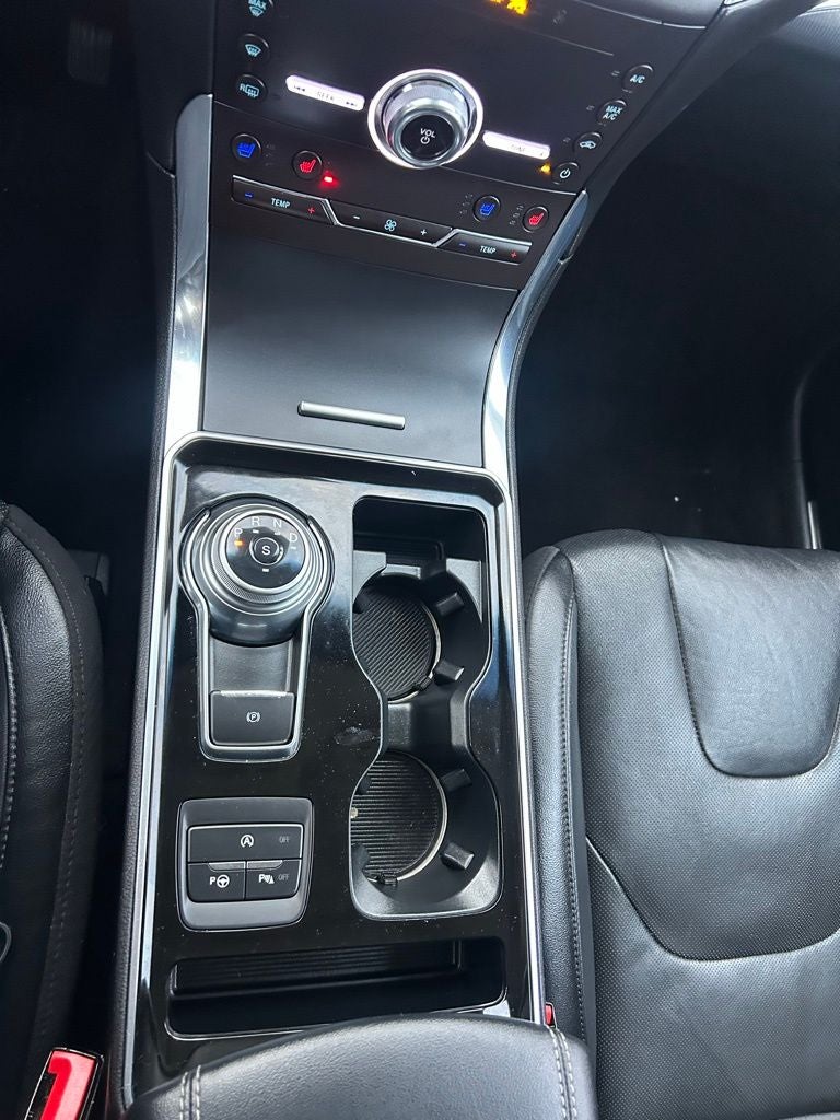 2020 Ford Edge Titanium